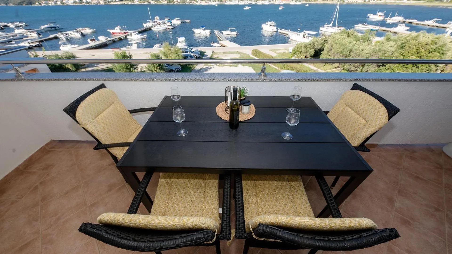Ania Apartment Rab Town 0*,
